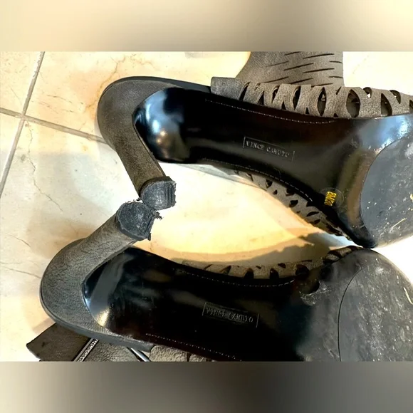 Vince Camuto open toe heels - Picture 8 of 9